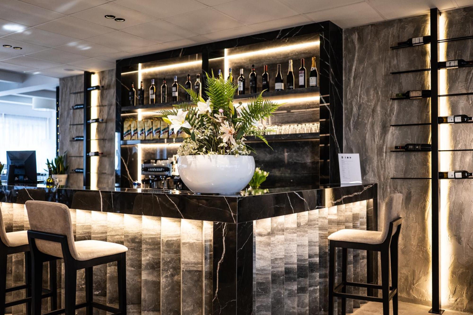 Hotel & Restaurant Knote ジンデルフィンゲン エクステリア 写真